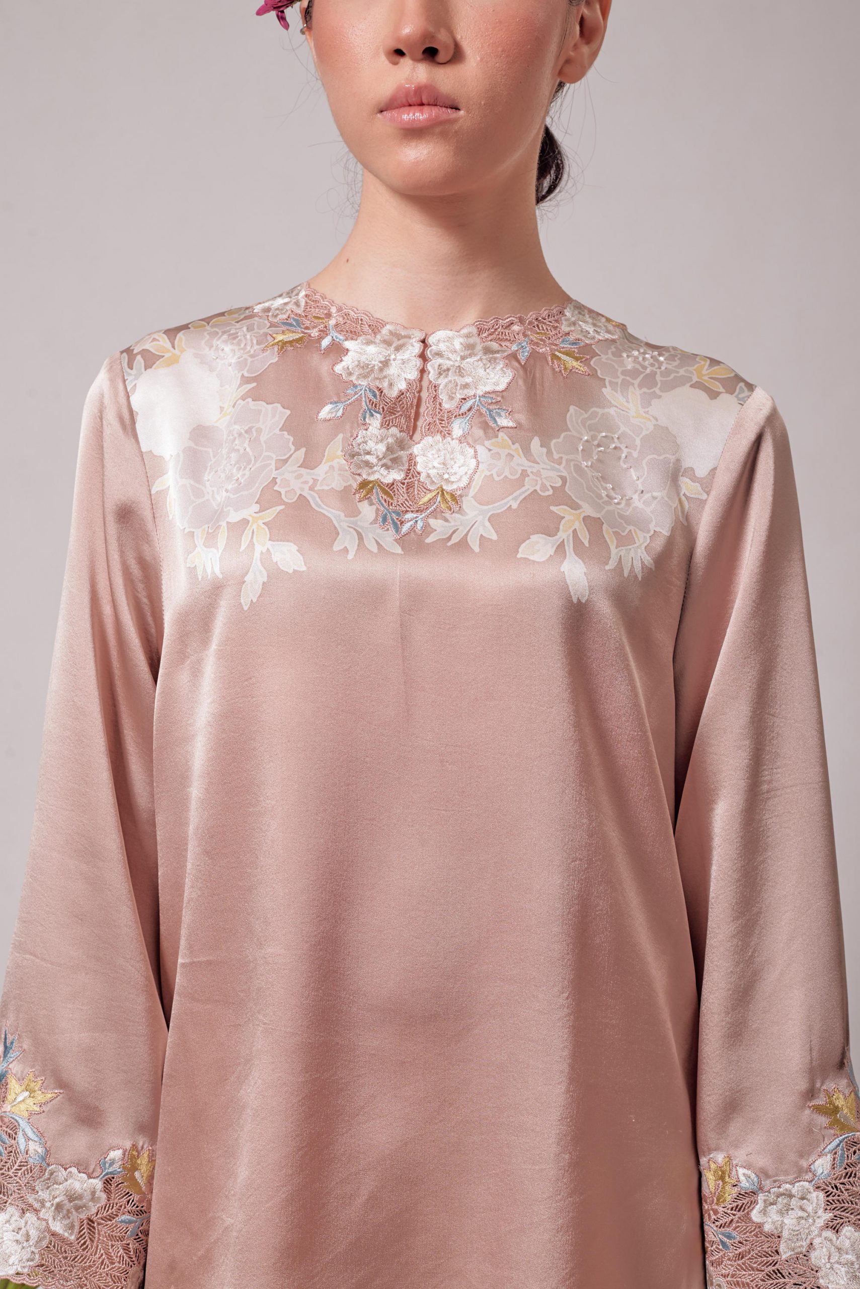 BATIK CARNATION BROWN - Image 4