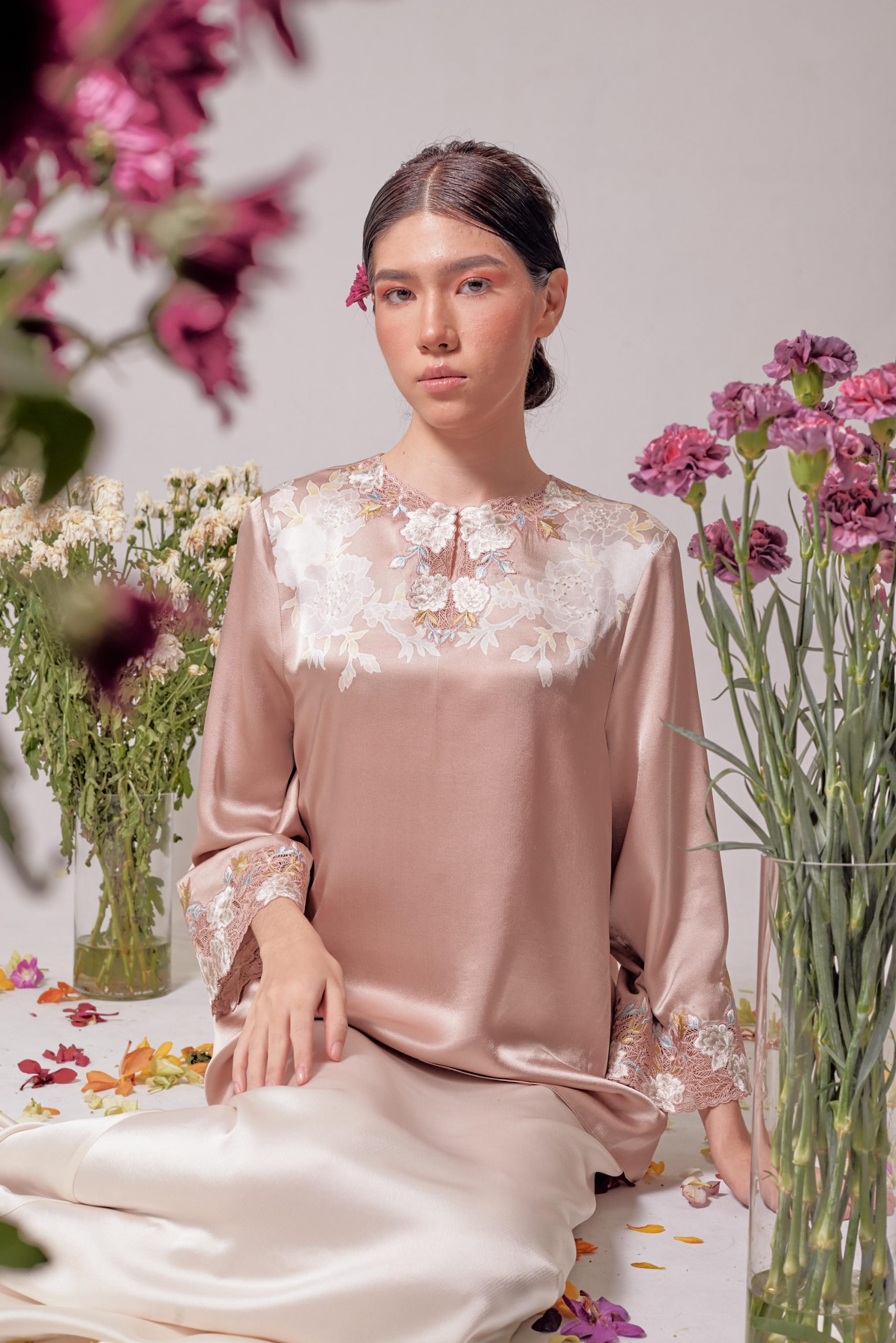 BATIK CARNATION BROWN - Image 5