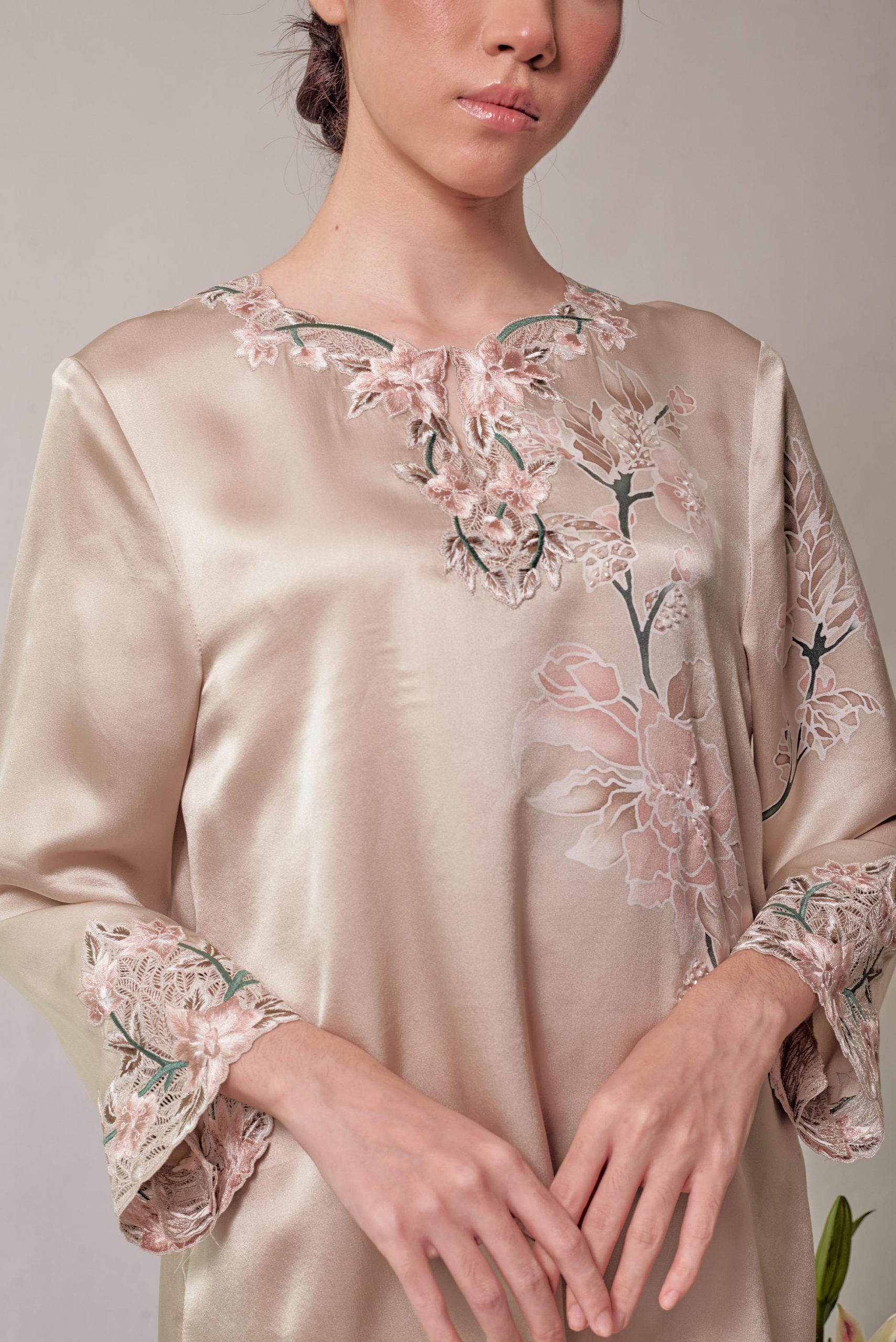 BATIK MAGNOLIA GOLD - Image 3