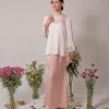 BATIK CARNATION OFF WHITE