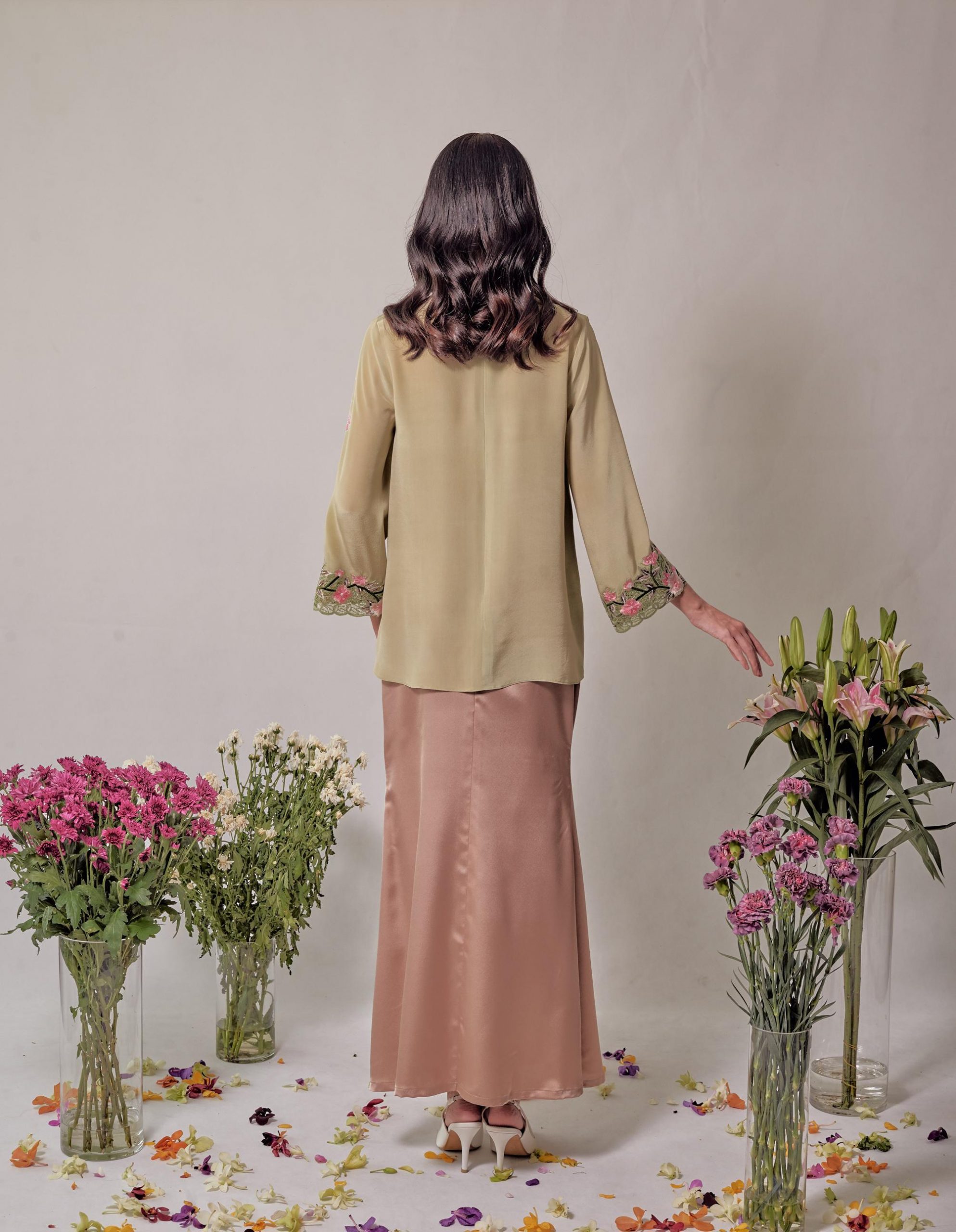 BATIK MAGNOLIA OLIVE - Image 3