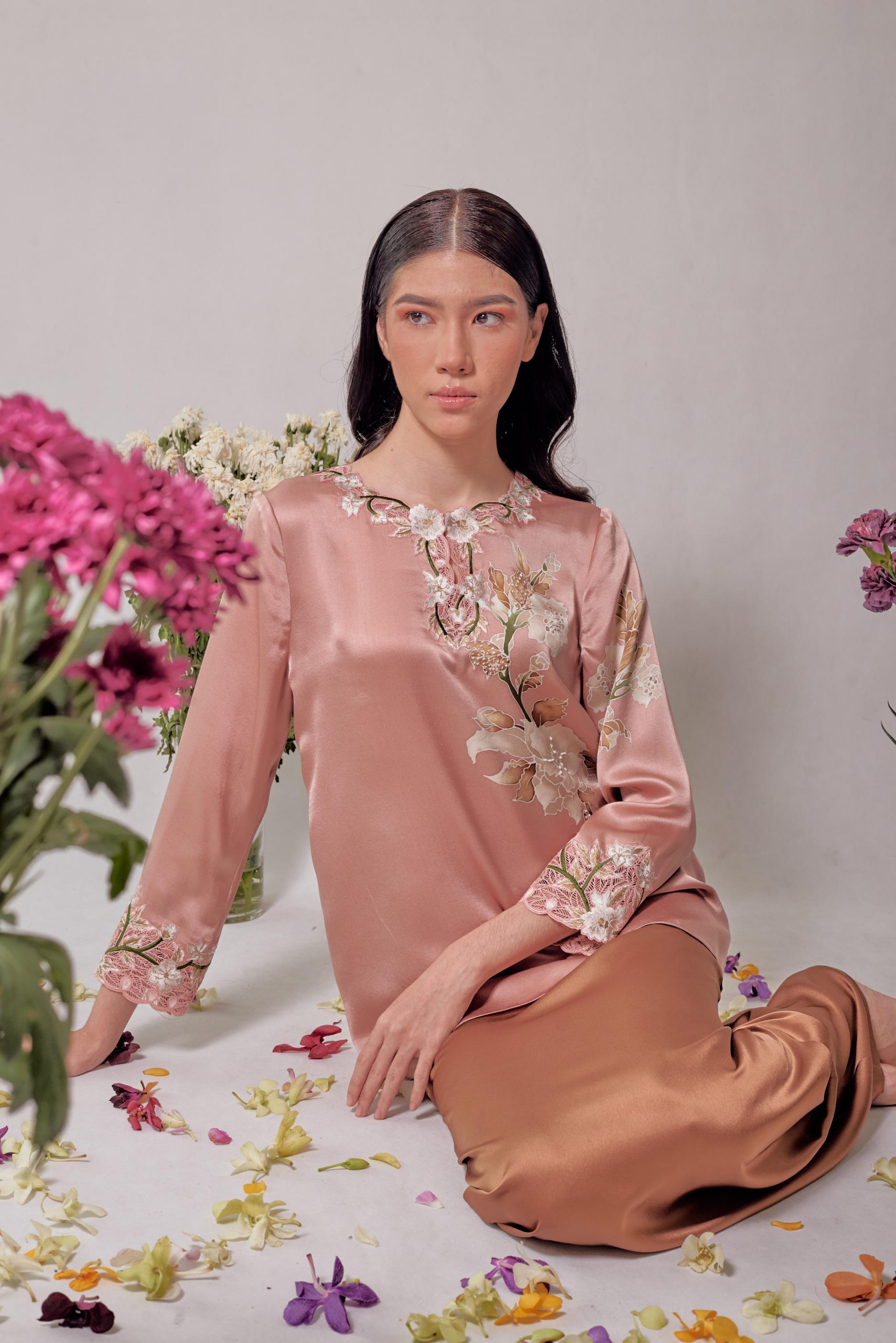 BATIK MAGNOLIA ROSE GOLD - Image 2