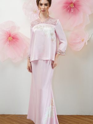 LILY BATIK IN SOFT PINK